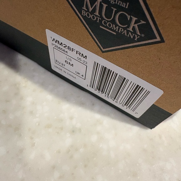 Muck Boots NWT - Picture 6 of 6